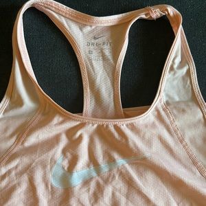 Nike workout tank
